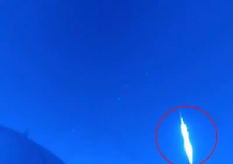 Una bola de fuego cruza a 64.100 km/hora las sierras norte de Sevilla y Huelva en la noche del miércoles. - METEOROSMA