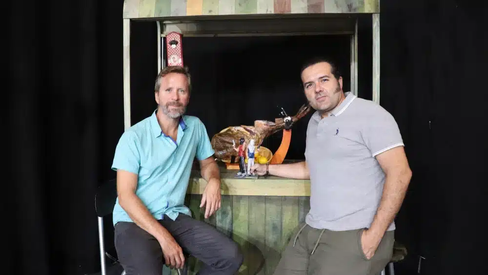 Los Compadres en el escenario de ensayo