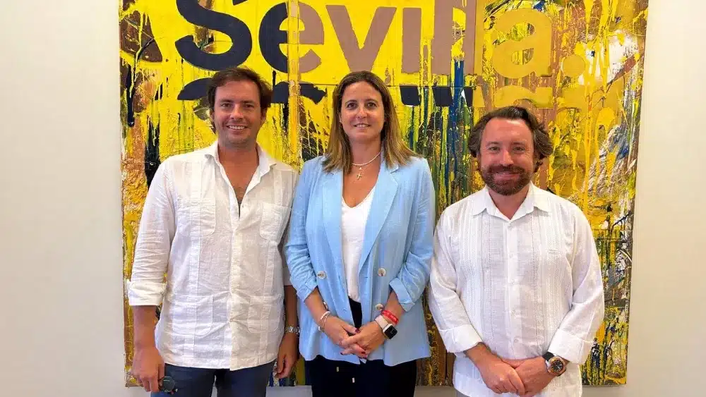 La delegada de Turismo y Cultura, en la presentación de la XVI temporada de zarzuela de Sevilla. - AYTO.DE SEVILLA