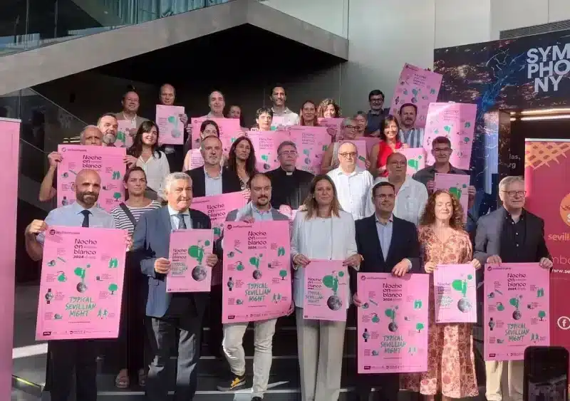 La asociación 'sevillasemueve' presenta en el Caixaforum Sevilla la programación oficial de la Noche en Blanco 2024. - 'SEVILLASEMUEVE'