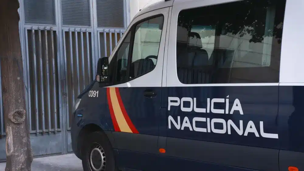 Archivo - Furgón de la Policía Nacional en los Juzgados de El Prado de San Sebastián - ROCÍO RUZ / EUROPA PRESS - Archivo
