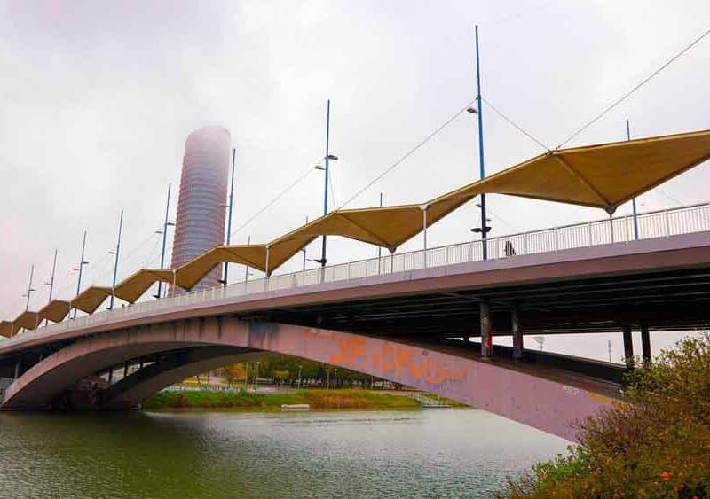 Imagen del Puente de El Cachorro / SA