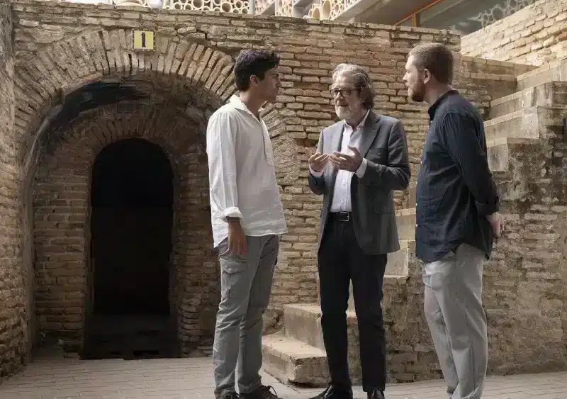 Encuentro con la prensa en el Centro de cer mica de Triana con Riqueni y Hurtado, en presencia del director de la Bienal. - LAURA LEON/LA BIENAL