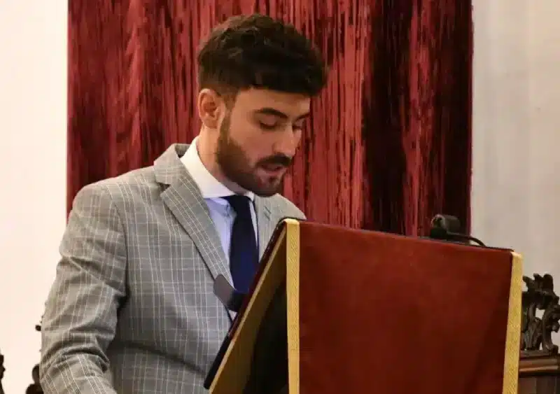 Ricardo Pueyo Sastre, cartelista de las Glorias de Sevilla 2025. CGHCS