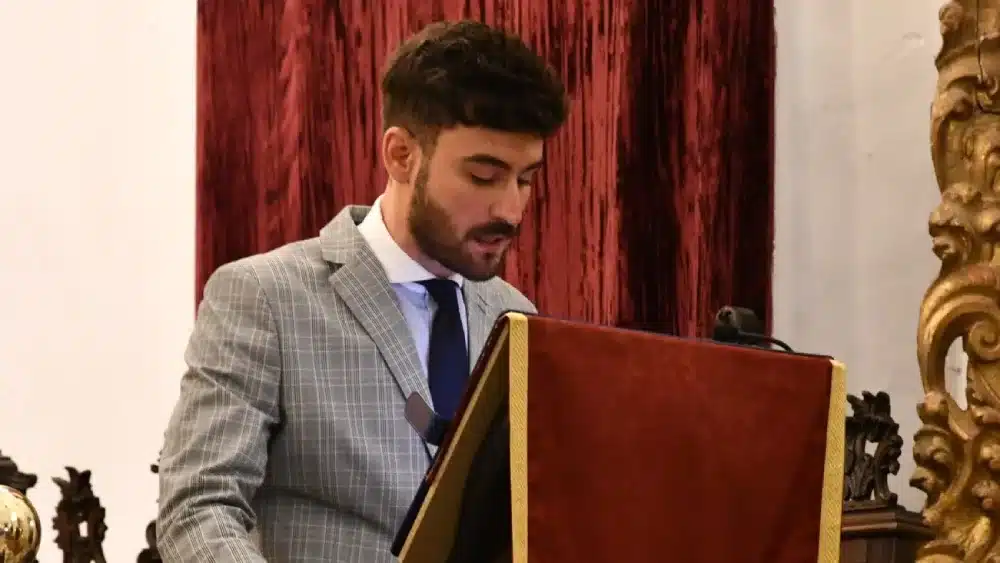 Ricardo Pueyo Sastre, cartelista de las Glorias de Sevilla 2025. CGHCS