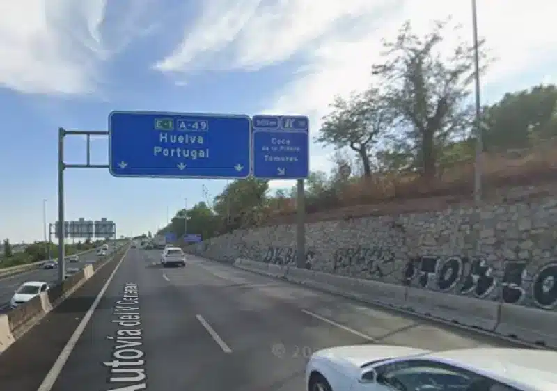 Carretera A-49 sentido Huelva, a la altura de Coca de la Piñera. Google Maps