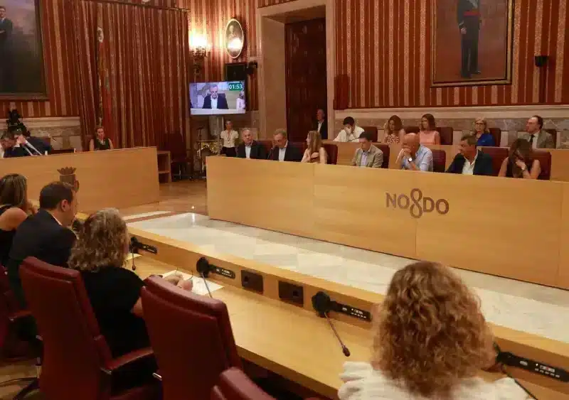 Archivo - Vista general del salón Colón del Ayuntamiento de Sevilla, donde se celebra el pleno - Rocío Ruz - Europa Press - Archivo