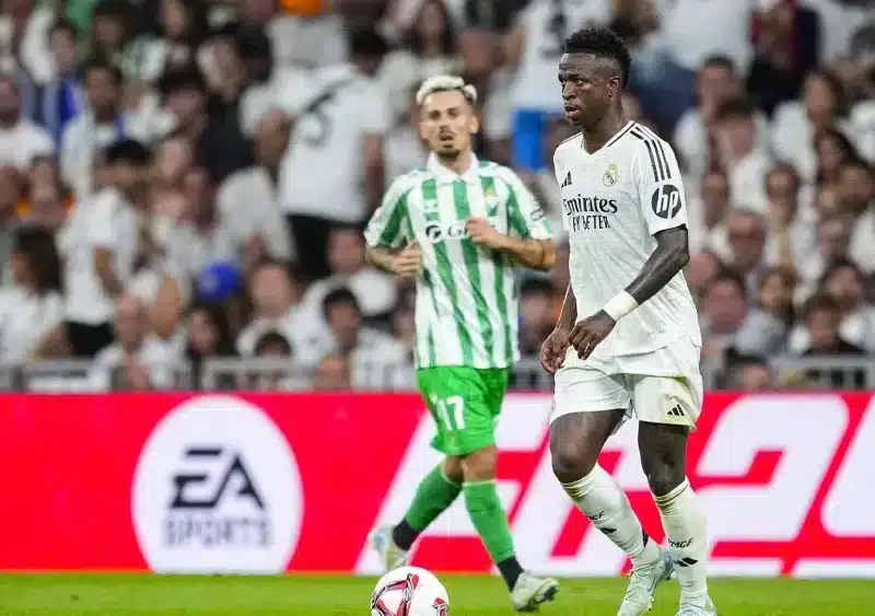Archivo - Vinicius Junior en un partido entre el Real Madrid y el Betis - Oscar J. Barroso / AFP7 / Europa Press - Archivo