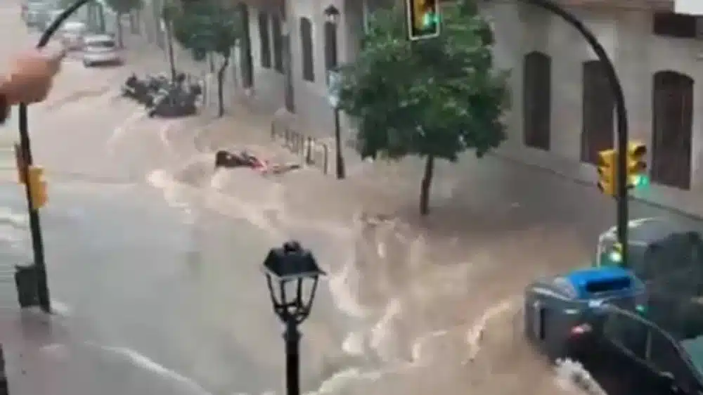 Calle de Málaga inundada. Redes sociales
