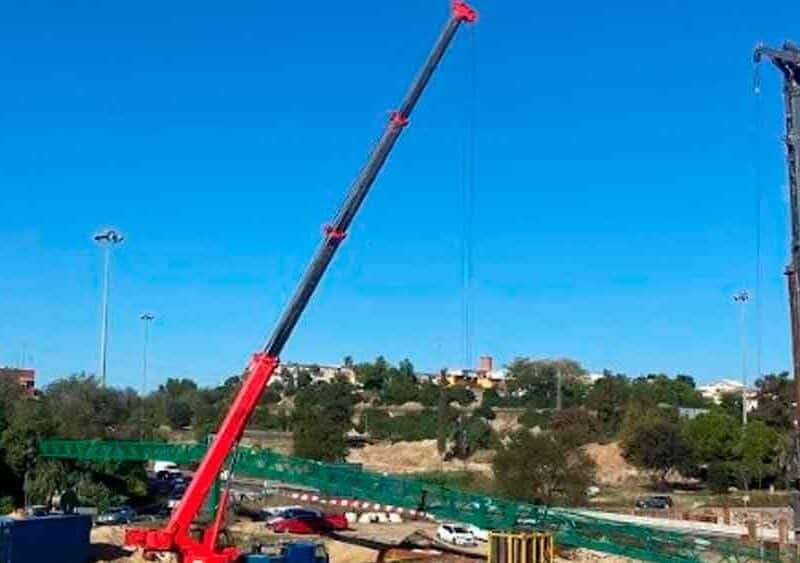 Imagen de las obras del carril BUS-VAO entre Mairena y la SE-30 /SA