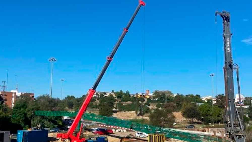 Imagen de las obras del carril BUS-VAO entre Mairena y la SE-30 /SA