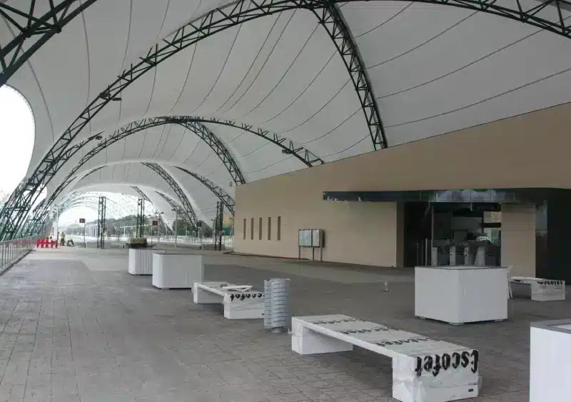 Archivo - Apeadero del Cercanías de la Cartuja - EUROPA PRESS/ADIF - Archivo