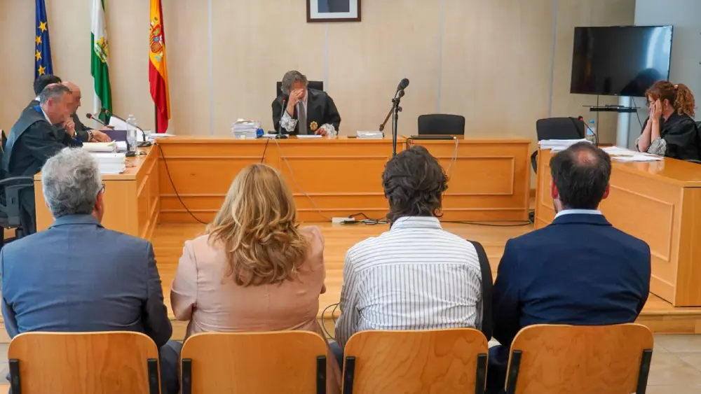 Archivo - Imagen de archivo del comienzo del juicio al exalcalde socialista de Bormujos Francisco Molina - Eduardo Briones - Europa Press - Archivo