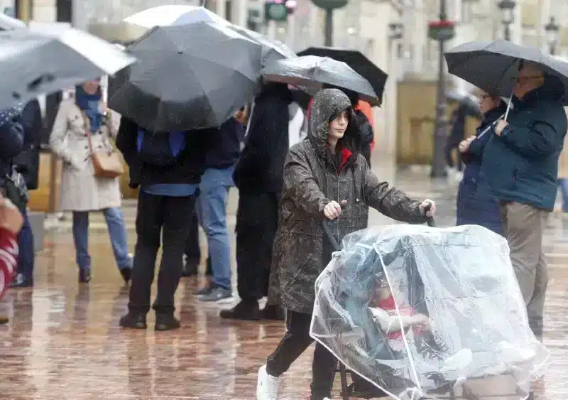 Imagen de archivo de la lluvia. EP