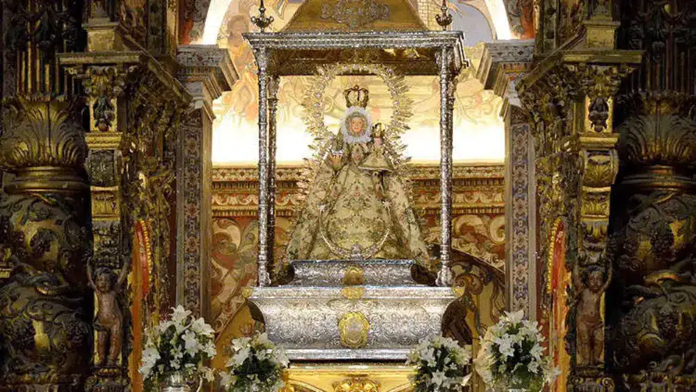 Imagen de la Virgen de Consolación de Utrera