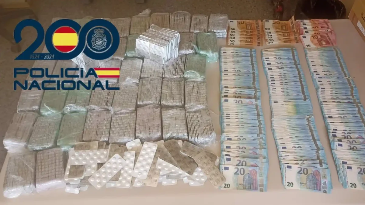 Imagen de los efectos intervenidos en la operación - POLICÍA NACIONAL