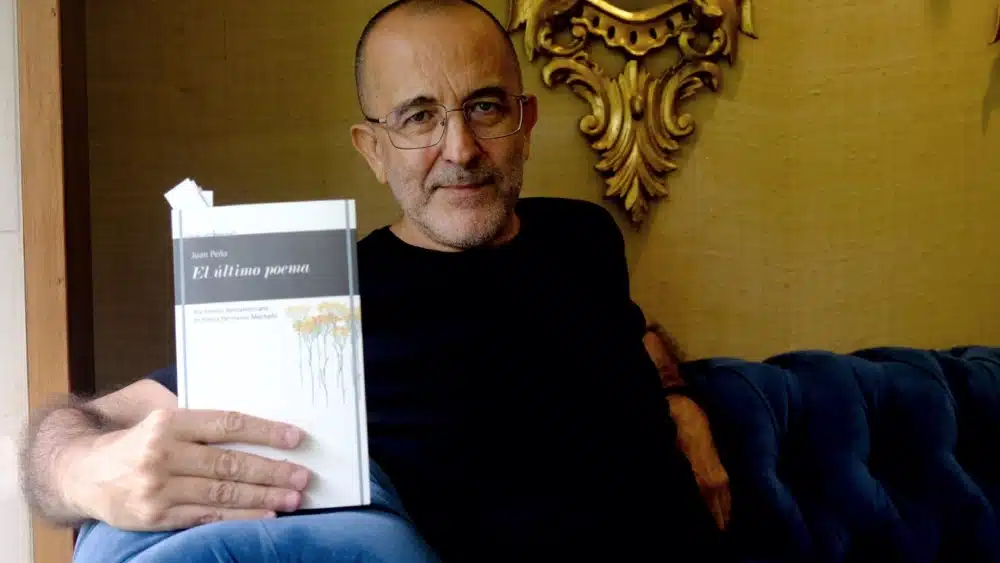 El autor Juan Peña, ganador de la anterior edificón del Premio Iberoamericano de Poesía Hermanos Machado - FUNDACIÓN JOSÉ MANUEL LARA