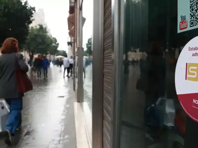 Archivo - Comercio adherido a la campaña Bono Sevilla. - ROCIO RUZ / EUROPA PRESS - Archivo