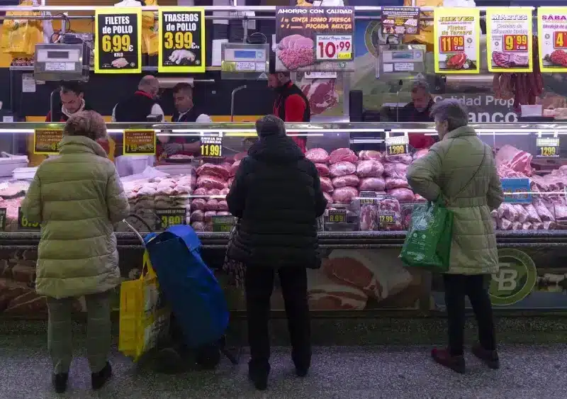 Archivo - Imagen de la compra de carnes - Eduardo Parra - Europa Press - Archivo