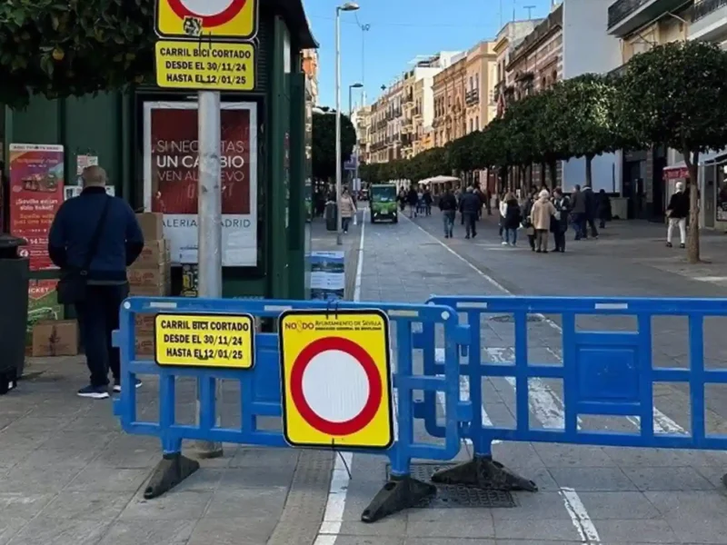 Cierre del carril bici de San Jacinto - A CONTRAMANO