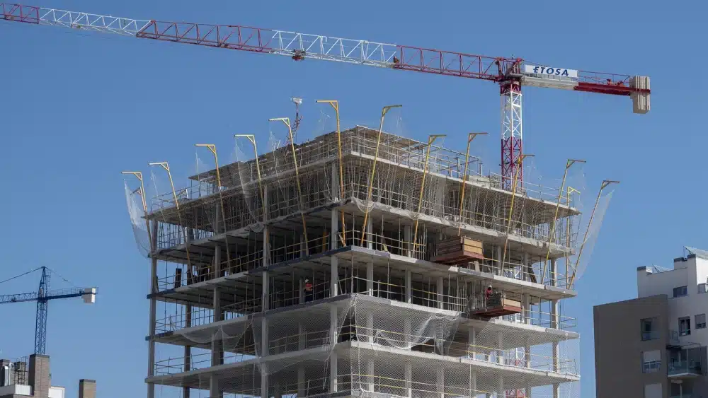 Archivo - Edificios en construcción como imagen de recurso- - Alberto Ortega - Europa Press - Archivo