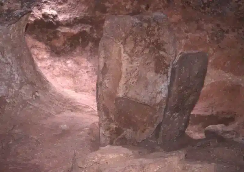 Cueva artificial de La Molina, en Lora de Estepa - UNIVERSIDAD DE SEVILLA