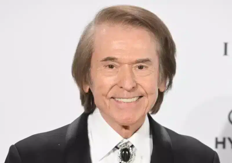 Raphael durante los Premios Forqué 2024 / EUROPA PRESS REPORTAJES