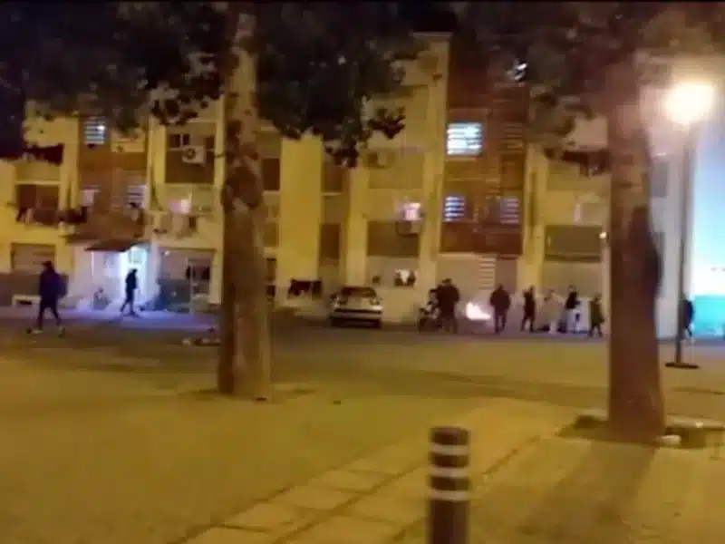 Archivo - Actuación de la Policía en el Polígono Sur - EMERGENCIAS SEVILLA - Archivo