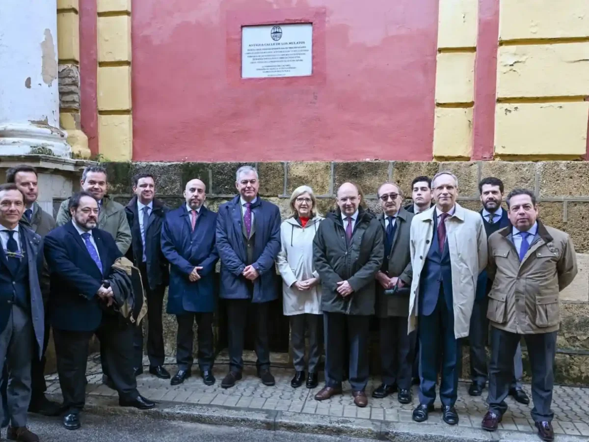 Placa conmemorativa de la antigua calle de Los Mulatos - AYUNTAMIENTO DE SEVILLA