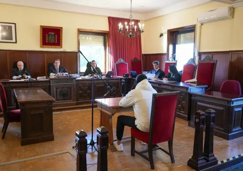 José Manuel V.V., alias "el Vara" al comparecer en el juicio por el atropello mortal de una bebé en Castilblanco de los Arroyos - FRANCISCO J. OLMO