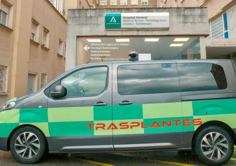 Centro de Coordinación de Trasplantes en el Hospital Universitario Virgen del Rocío (Sevilla). - JUNTA DE ANDALUCÍA