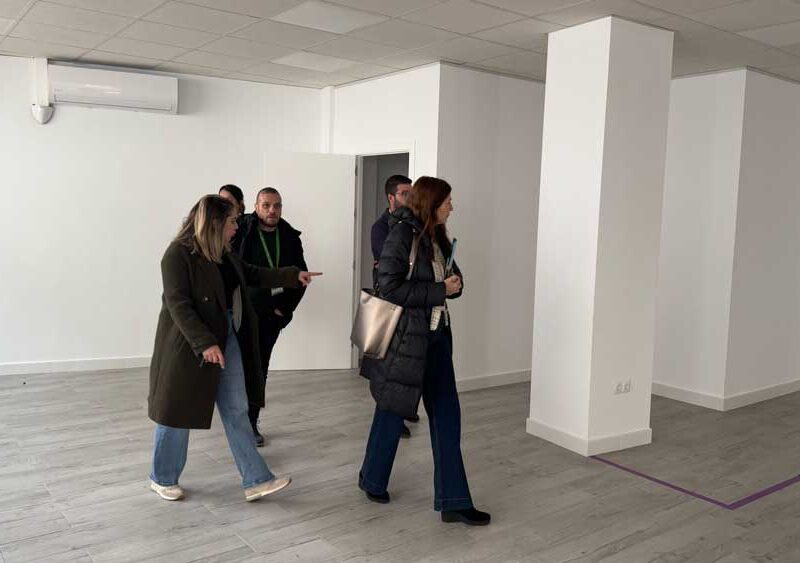 El Ayuntamiento de Las Cabezas revisa el nuevo Centro de Rehabilitación. - Ayuntamiento de Las Cabezas