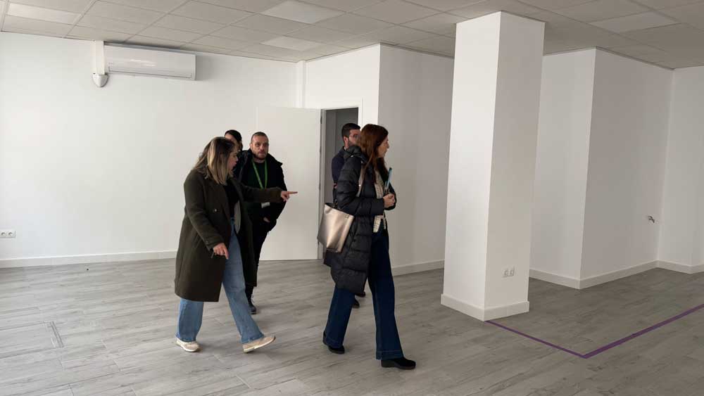 El Ayuntamiento de Las Cabezas revisa el nuevo Centro de Rehabilitación. - Ayuntamiento de Las Cabezas