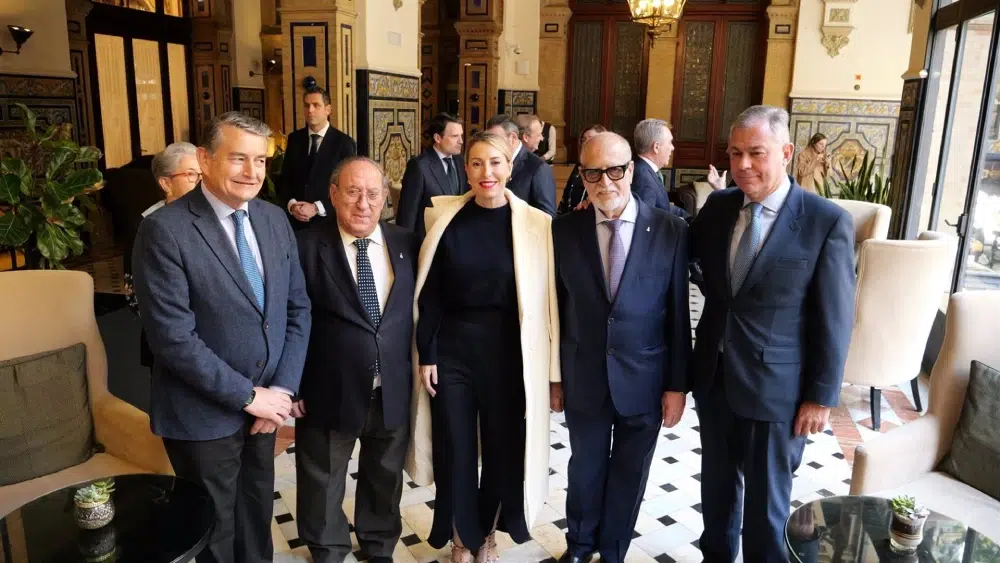 Sanz propondrá conceder a la Casa de Extremadura en Sevilla la Medalla de la Ciudad. - AYUNTAMIENTO DE SEVILLA