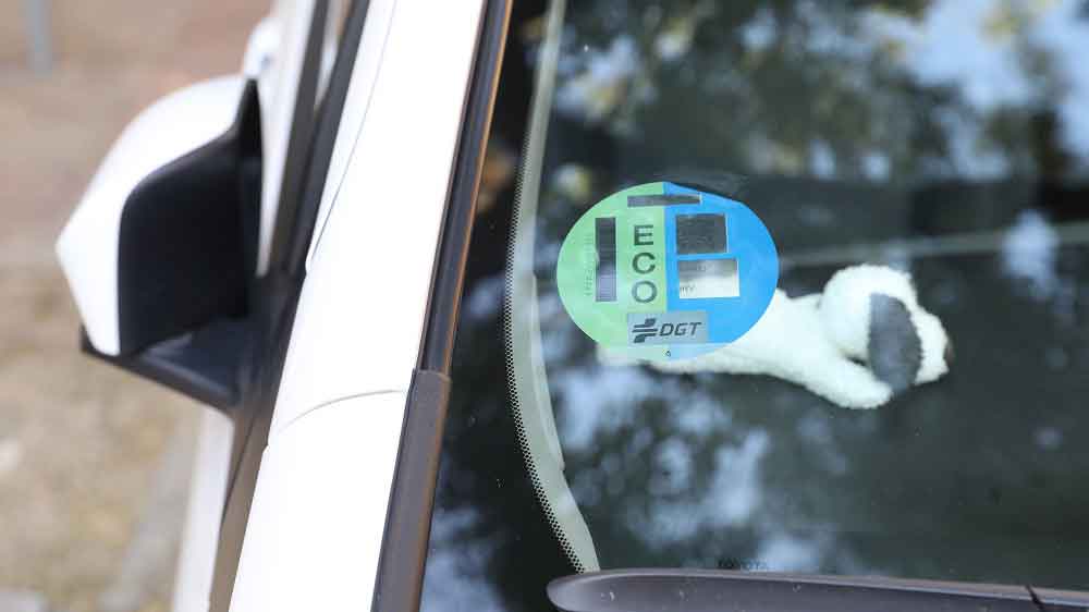 Coche con distintivo ambiental - Ayuntamiento de Madrid