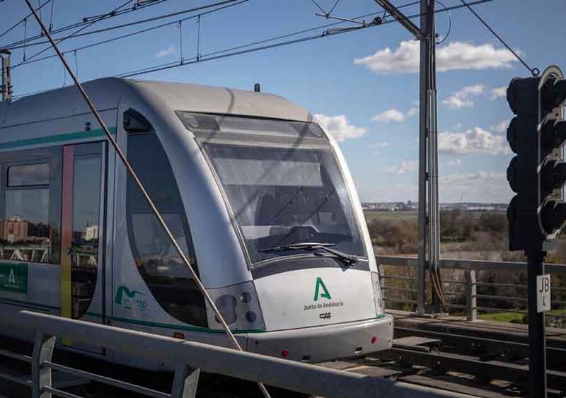 Metro en la ciudad de Sevilla