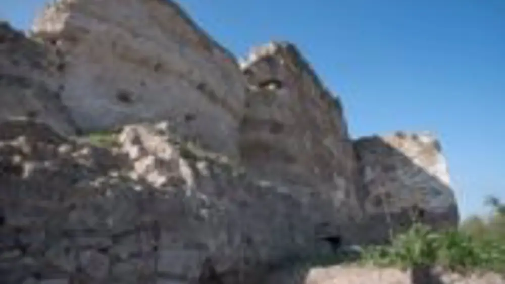Imagen de archivo de un tramo de la muralla de Marchena - Ayuntamiento de Marchena