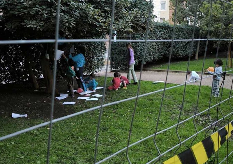 Vecinos de Los Remedios afirman que la obra de la rotonda Las Cigarreras reduce a la mitad el parque infantil. - Asociación de Vecinos de Los Remedios