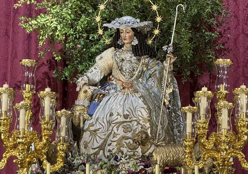 Pastora de Santa Marina. - Hermandad de la Pastora de Santa Marina