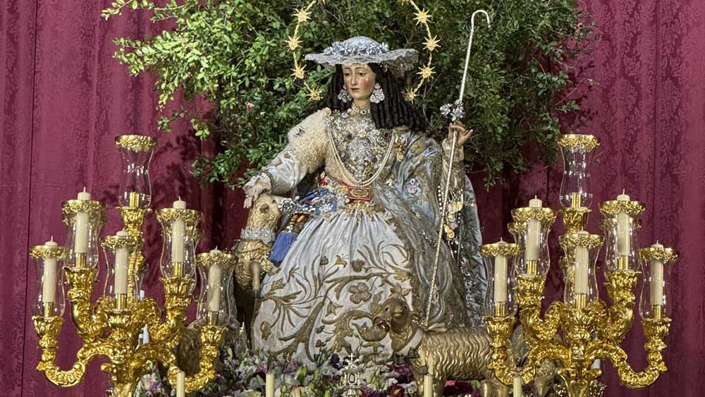 Pastora de Santa Marina. - Hermandad de la Pastora de Santa Marina