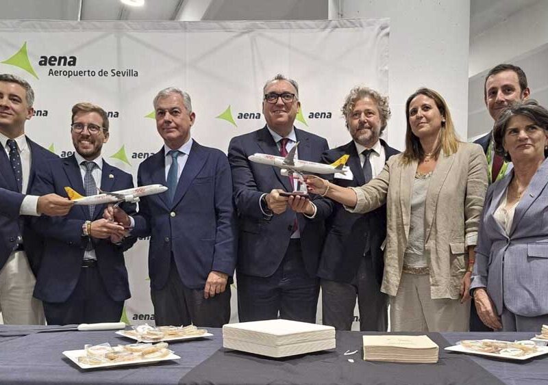 Presentación de la nueva ruta entre la ciudad turca de Estambul y Sevilla. - AENA