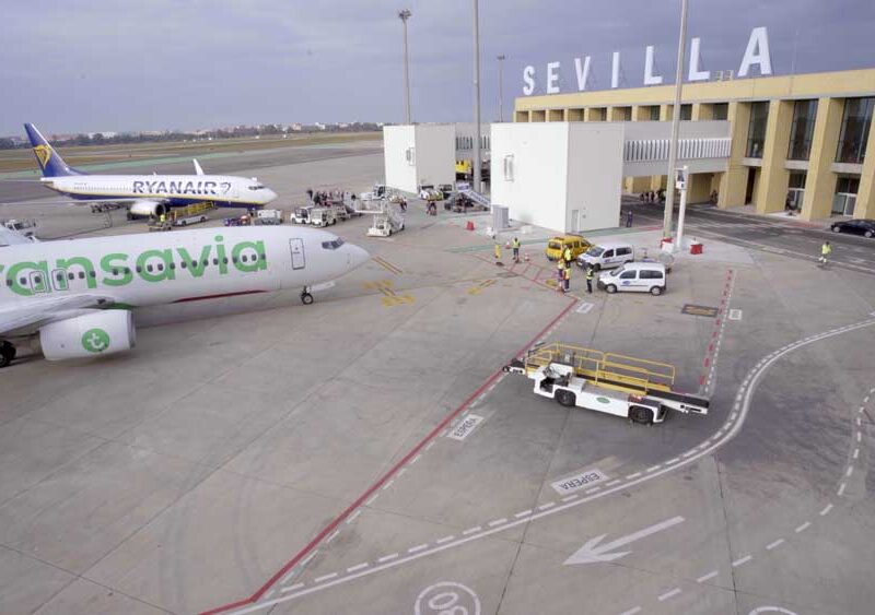 Aeropuerto de Sevilla. - AENA