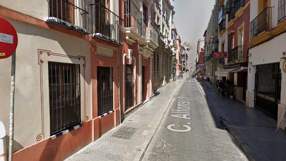 Calle Alfonso XII, antes de las obras. - Google Maps