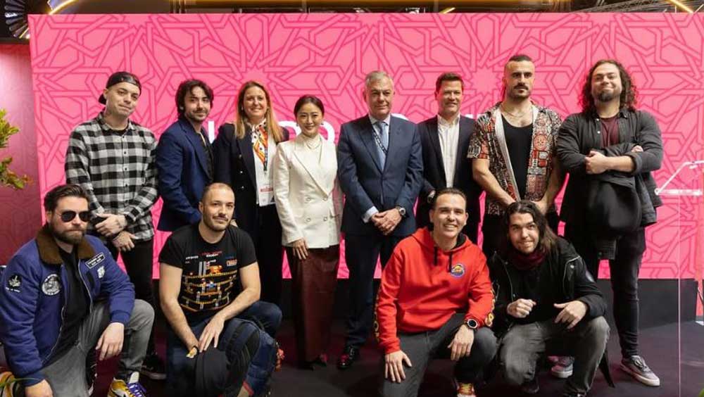 Gem Squad junto al alcalde de Sevilla. - Ayuntamiento de Sevilla