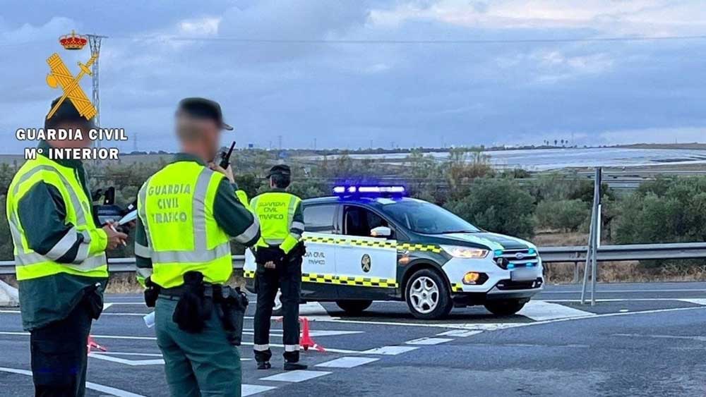 Control de tráfico de la Guardia Civil. - Guardia Civil