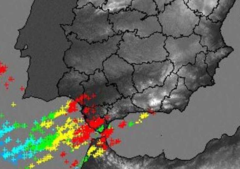 Mapa de rayos de la pasada madrugada. - AEMET
