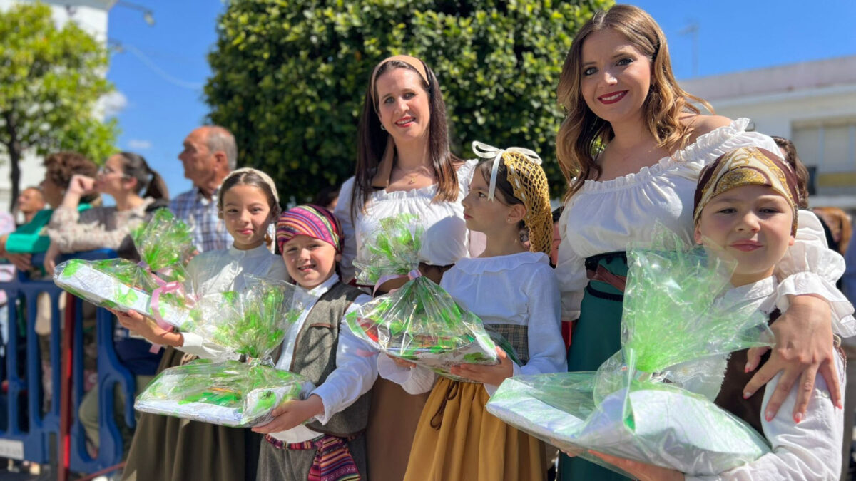 Mujeres participando en la recreación histórica del pronunciamiento de Riego. Ayuntamiento de Las Cabezas