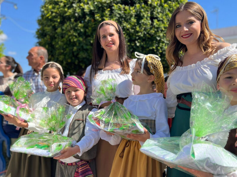 Mujeres participando en la recreación histórica del pronunciamiento de Riego. Ayuntamiento de Las Cabezas