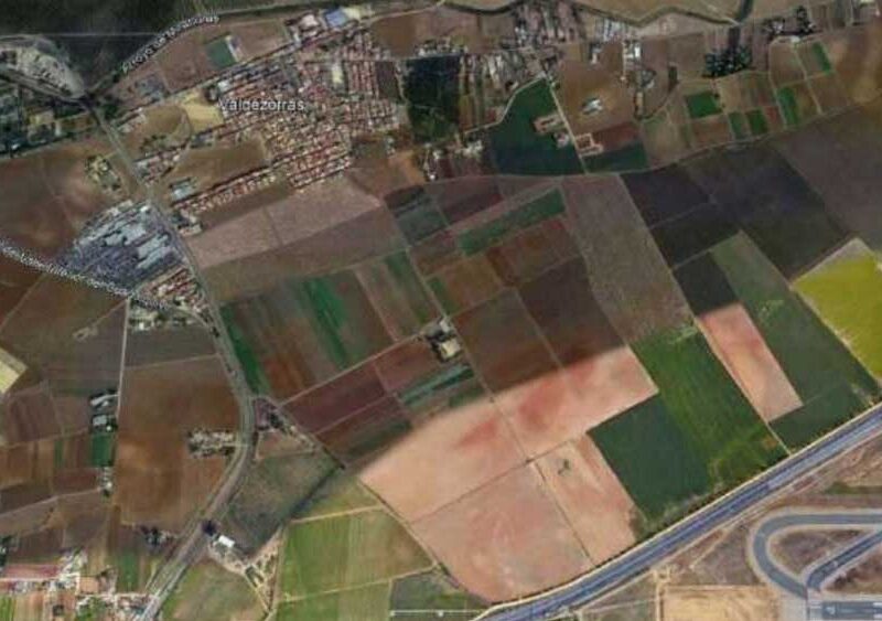 Vista aéra de los terrenos de San Nicolás Oeste, próximos a la barriada de Valdezorras. - Ayuntamiento de Sevilla