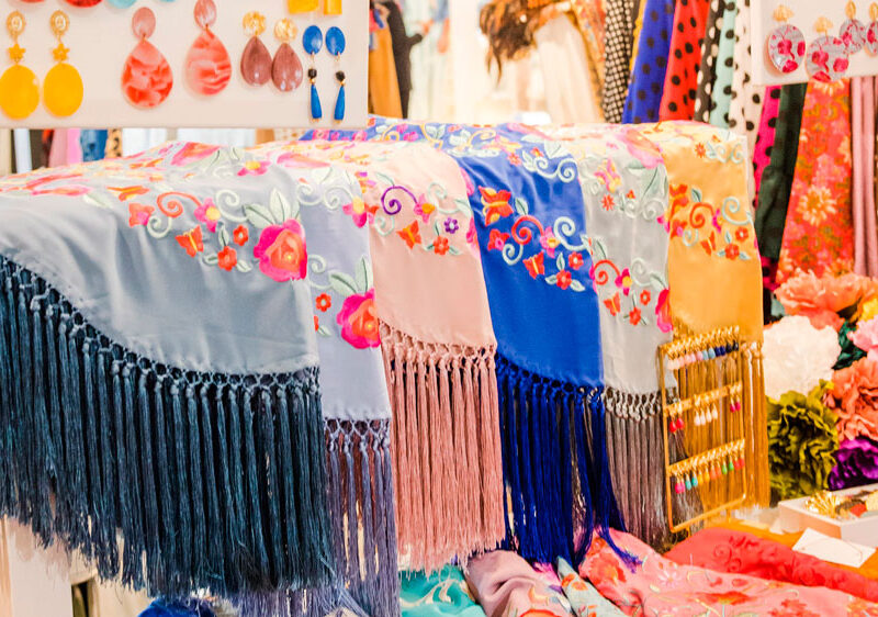 Pop Up Market de moda flamenca. - Torre Sevilla